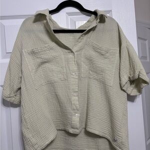 Andrew Marc women’s light green Button-Up Top